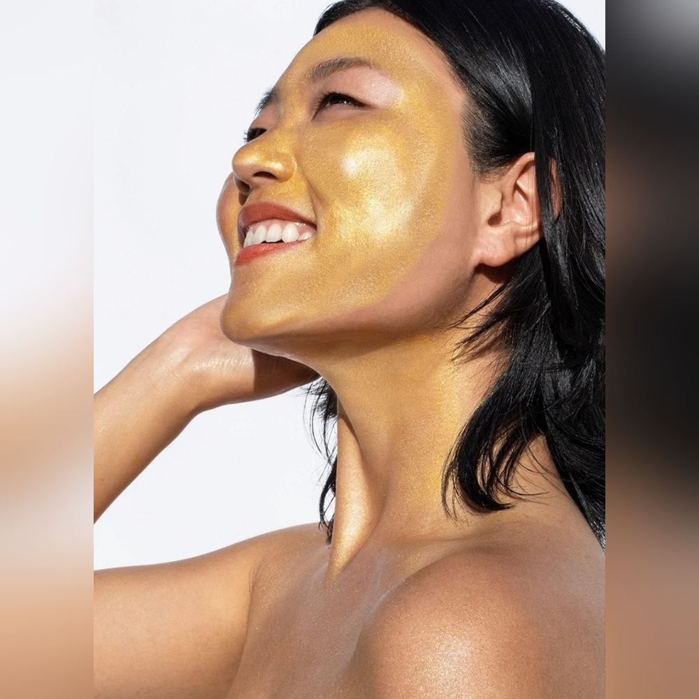 The Route The Party Peel Golden Illuminating Peel Award Winning Beauty  Product - Picture 6 of 7